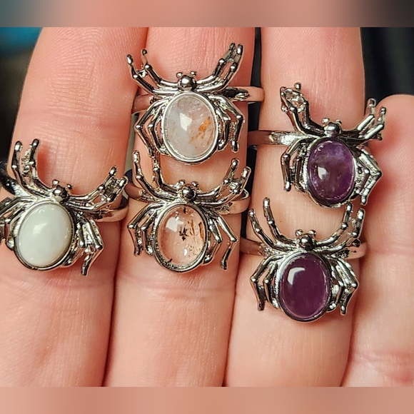 Hand Crafted Jewelry - Genuine Gemstone Spider Crystal Ring. Adjustable Jewlery